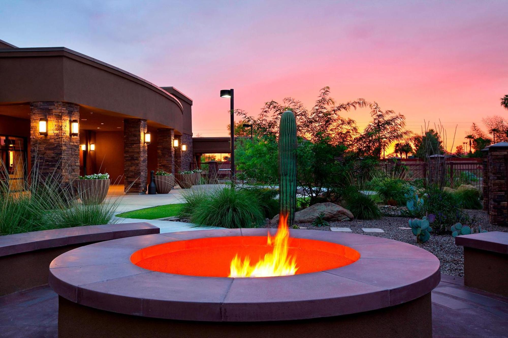 Courtyard By Marriott Scottsdale Salt River Dış mekan fotoğraf
